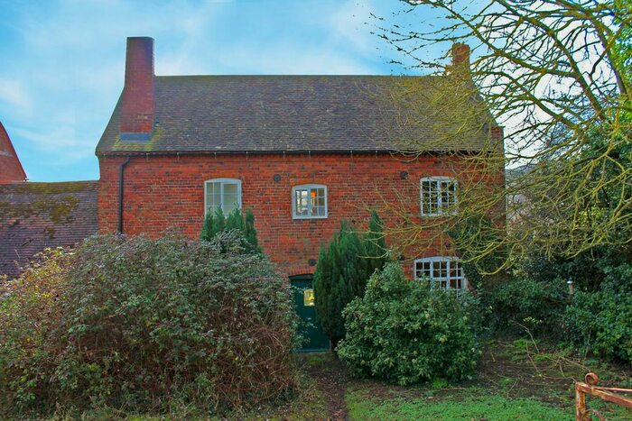 3 Bedroom Detached House For Sale In Eardiston, Eardiston, WR15