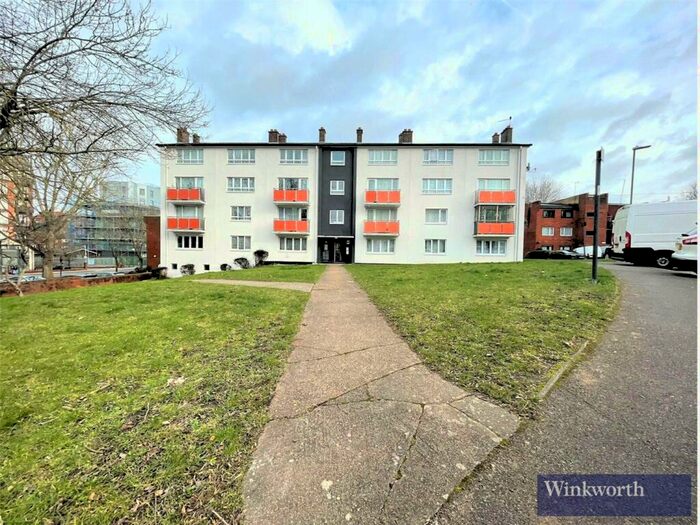 1 Bedroom Apartment To Rent In Cowen Avenue, Harrow, Middlesex, HA2