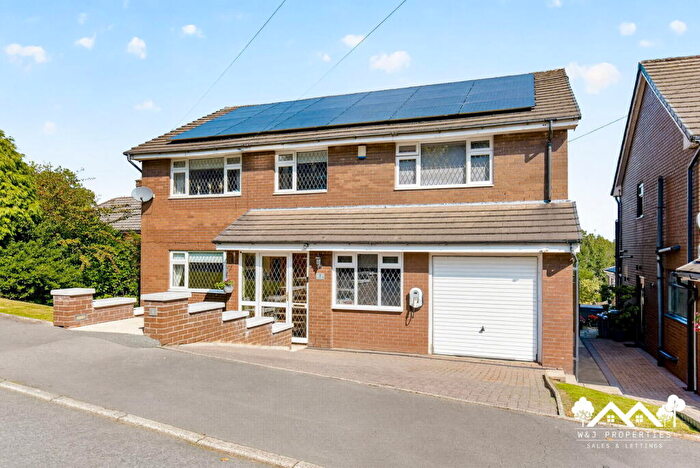 4 Bedroom Detached House For Sale In Sunnymere Drive, Sunnyhurst, Darwen, BB3