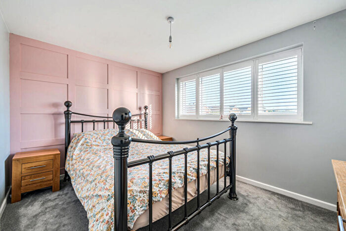 4 Bedroom Detached House For Sale In Volunteer Road, Theale, Reading, Berkshire, RG7