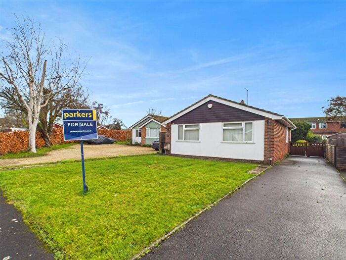 2 Bedroom Bungalow For Sale In Brookside, Watlington, Oxfordshire, OX49