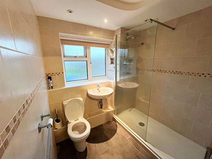 1 Bedroom Property To Rent In Southlands Court, St Giles Close, Shoreham, BN43