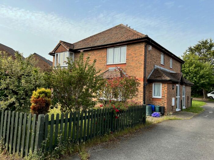 1 Bedroom Semi-Detached House To Rent In Vlissingen Drive, Deal, CT14