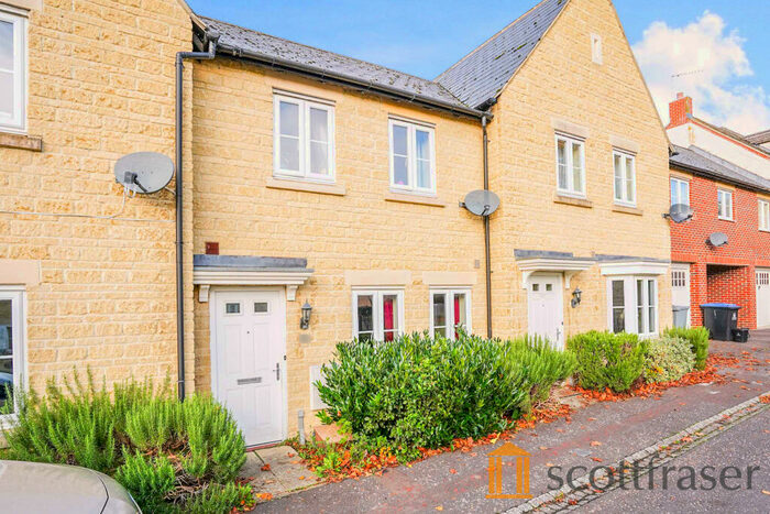3 Bedroom Terraced House To Rent In Collier Crescent, Witney, OX28