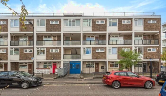 3 Bedroom Flat To Rent In Hassett Road, London, E9