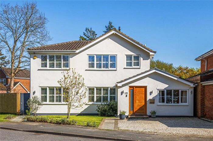5 Bedroom Detached House For Sale In Pound Lane, Marlow, Buckinghamshire, SL7