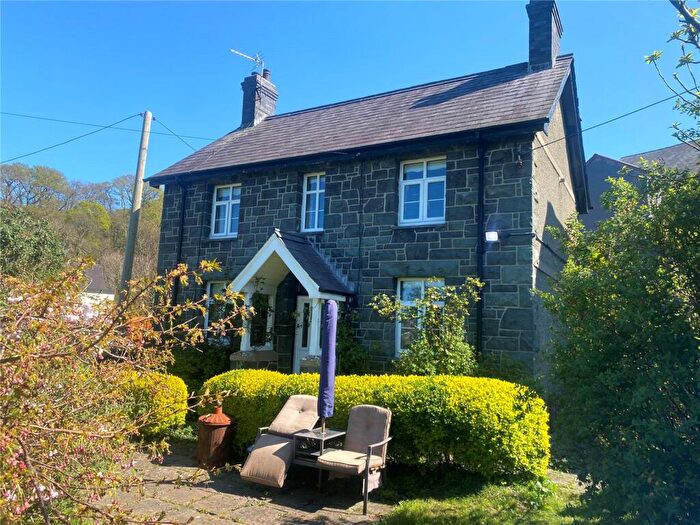 2 Bedroom Detached House For Sale In Abergwyngregyn, Llanfairfechan, Gwynedd, LL33
