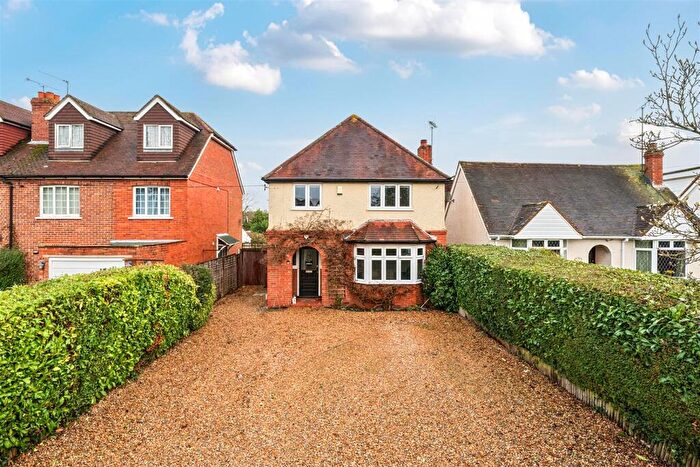 3 Bedroom Detached House For Sale In Watmore Lane, Winnersh, Berkshire, RG41