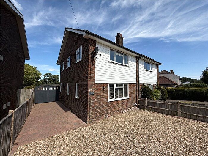 3 Bedroom Semi Detached House For Sale In Brighton Road, Lower Kingswood, KT20