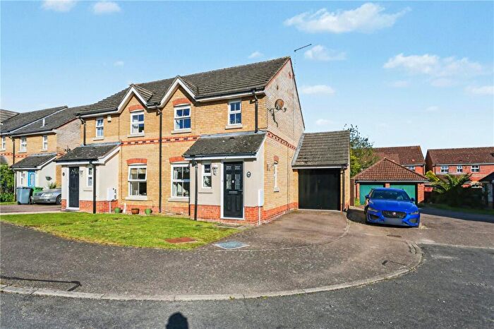 3 Bedroom Semi-Detached House For Sale In Dalbier Close, Dussindale, Norwich, Norfolk, NR7