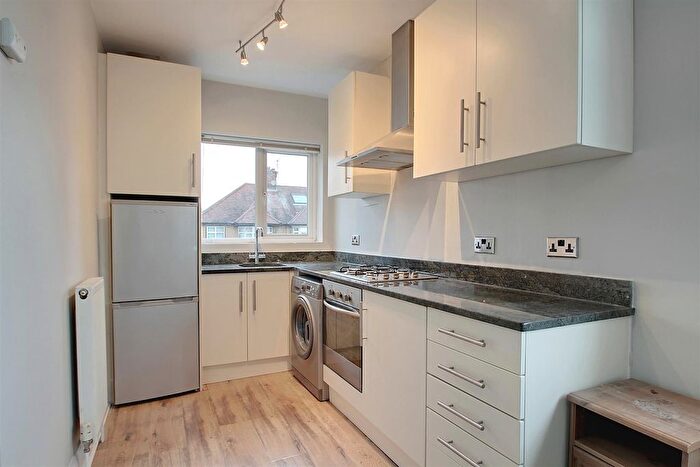 4 Bedroom Property To Rent In Scarle Road, Wembley, HA0