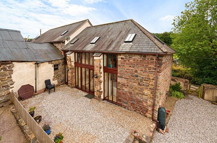 2 Bedroom Semi-Detached House To Rent In Exebridge, Dulverton, TA22