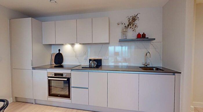 2 Bedroom Flat To Rent In Bloomery Place, Sheffield, S1