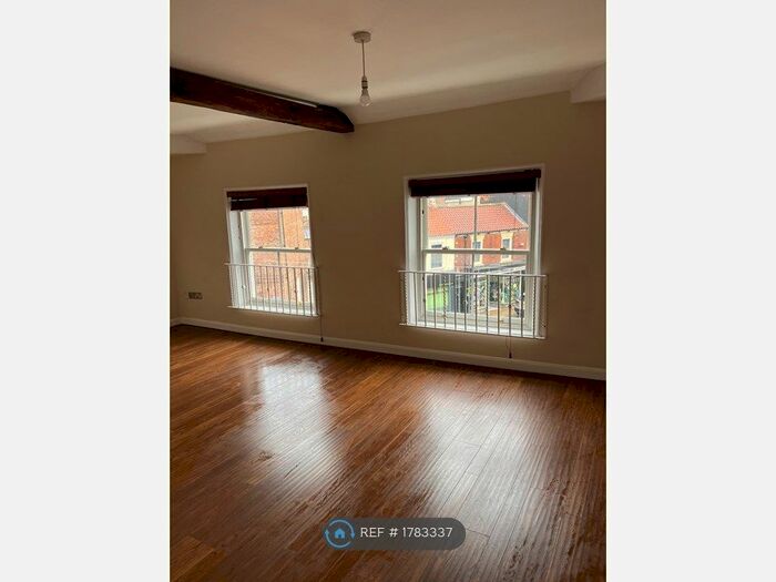 1 Bedroom Flat To Rent In Bridgegate, Howden, Goole, DN14