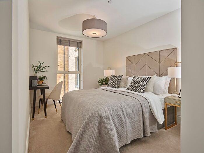 1 Bedroom Flat For Sale In " Bedroom Apartment" At Manford Way, Chigwell, IG7