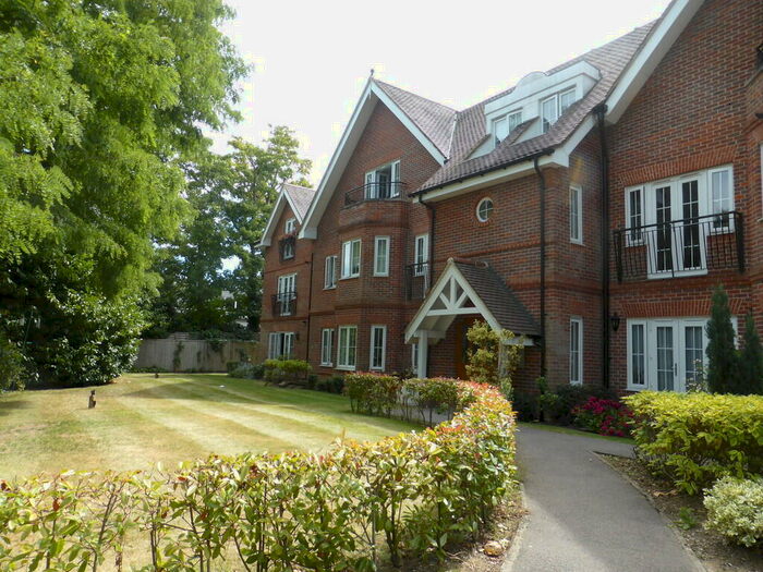 2 Bedroom Apartment To Rent In Reigate Road, Reigate, RH2
