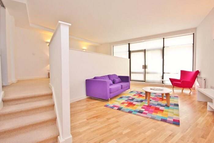 Studio To Rent In Boundary Street, London, E2