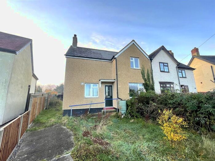 3 Bedroom Semi-Detached House For Sale In Harlington Road, Sharpenhoe, Bedfordshire, MK45