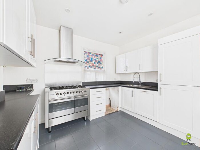 3 Bedroom Maisonette To Rent In A, Broadway, Bexleyheath, DA6