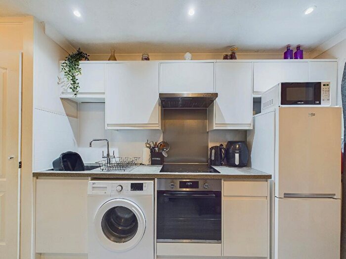 1 Bedroom Flat To Rent In Kirkland Close, Sidcup, Kent, DA15