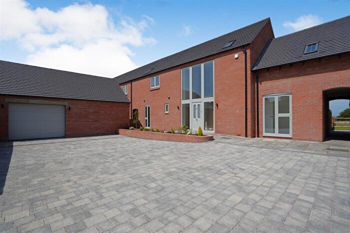 4 Bedroom Country House For Sale In Main Street, Nailstone, CV13