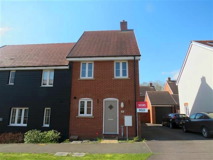 2 Bedroom Property To Rent In Curacao Crescent, Bletchley, Milton Keynes, MK3