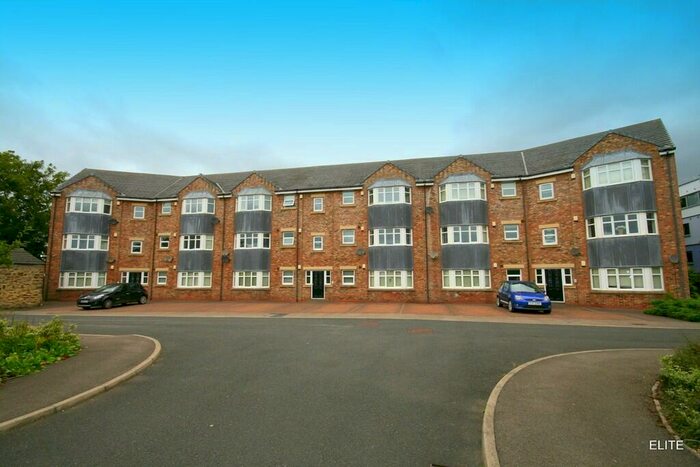 2 Bedroom Apartment To Rent In New Durham Courtyard, Gilesgate, DH1