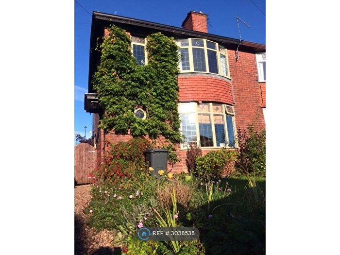 3 Bedroom Semi-Detached House To Rent In Warminster Drive, Sheffield, S8