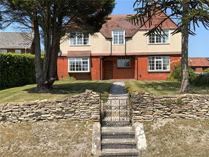 4 Bedroom Detached House For Sale In Chandlers Lane, All Cannings, Devizes, SN10