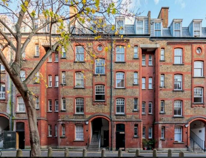 2 Bedroom Flat To Rent In Swanfield Street, London, E2