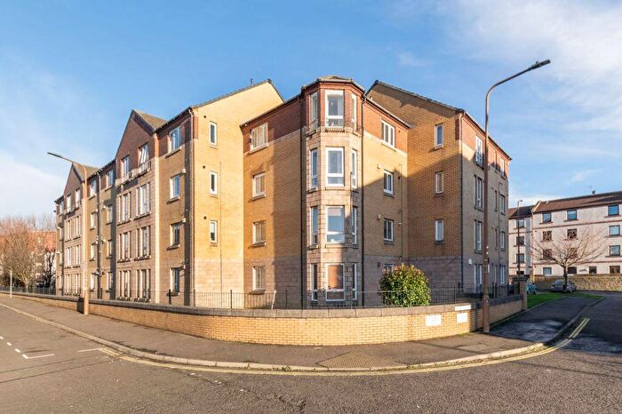 2 Bedroom Flat For Sale In / Moray Park Terrace, Meadowbank, Edinburgh, EH7