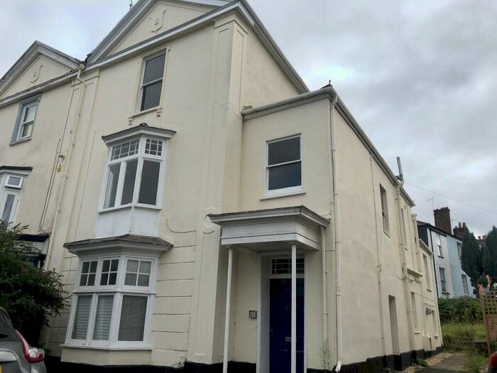 2 Bedroom Flat To Rent In Old Tiverton Road, EX4