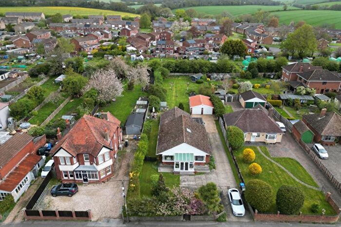 4 Bedroom Detached Bungalow For Sale In *** Large Garden And Plot***Andover Road, SP11