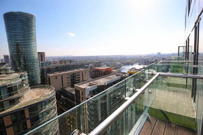1 Bedroom Apartment For Sale In Duckman Tower, Lincoln Plaza, London, E14