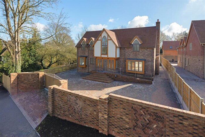 6 Bedroom Detached House For Sale In St. Leonards Street, West Malling, ME19