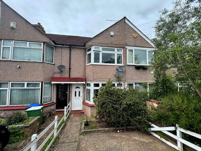 2 Bedroom Terraced House To Rent In Howard Avenue, Bexley, DA5