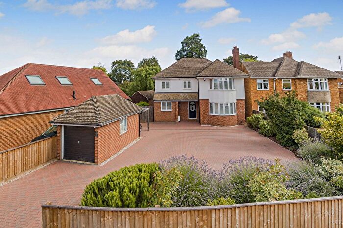 5 Bedroom Detached House For Sale In Home Close, Histon, Cambridgeshire, CB24