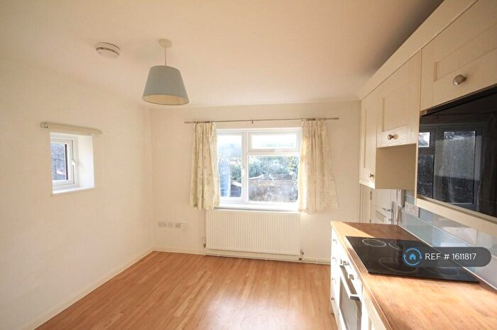1 Bedroom Flat To Rent In Halifax Road, Cambridge, CB4