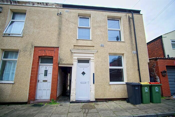 2 Bedroom End Of Terrace House To Rent In Dundonald Street, Preston, PR1