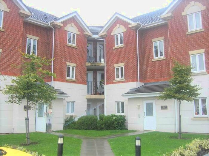 2 Bedroom Flat To Rent In Heritage Way, Priddys Hard, Gosport, PO12