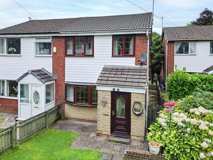 3 Bedroom Semi-Detached House For Sale In Cold Greave Close, Newhey, OL16