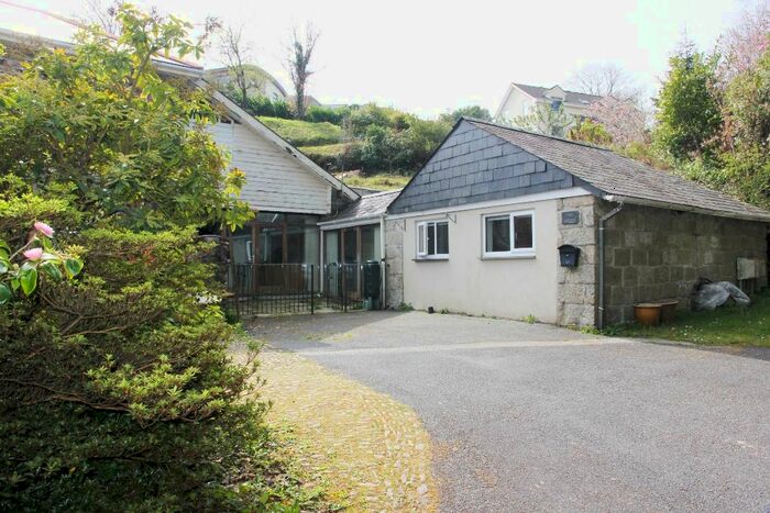 2 Bedroom End Of Terrace House To Rent In Goonvrea, Perranarworthal, TR3