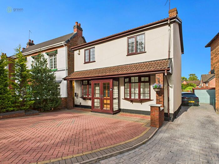 3 Bedroom Detached House For Sale In Chester Road, Boldmere, Sutton Coldfield, B73