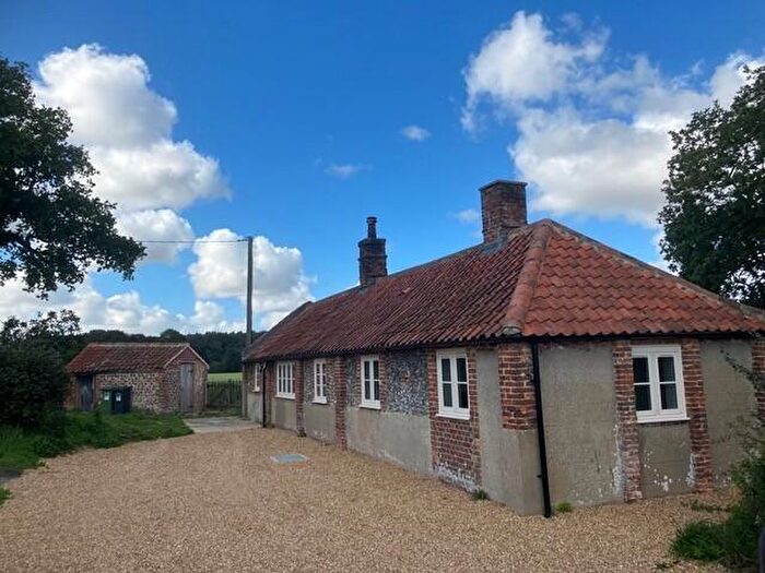 2 Bedroom Cottage To Rent In Plumstead Green, NR11