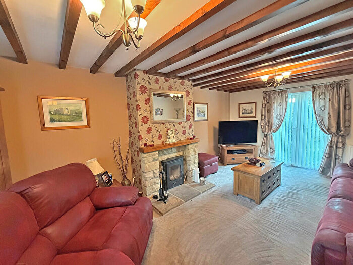 4 Bedroom Detached House For Sale In Springfield Close, Leyburn, DL8