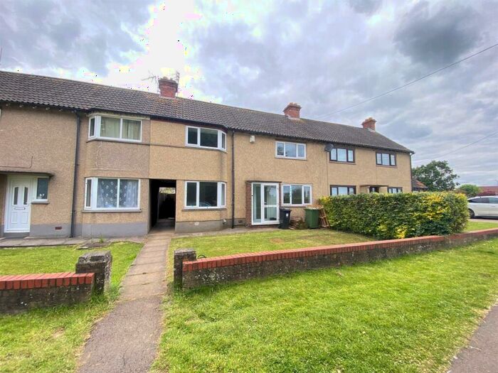 3 Bedroom Terraced House To Rent In Park Road, Cadbury Heath, Bristol, BS30