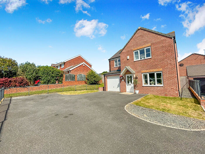 4 Bedroom Detached House For Sale In Lundhill Drive, Wombwell, Barnsley, S73