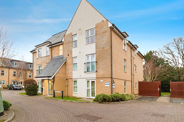 1 Bedroom Flat For Sale In Lindoe Close, Banister Park, Southampton, Hampshire, SO15