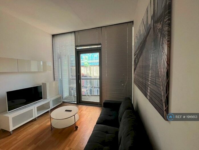 Studio To Rent In Abito, Salford, M3