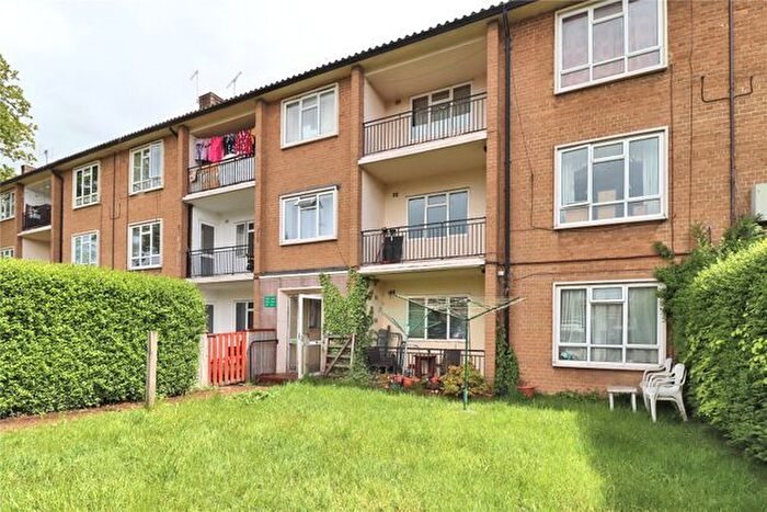2 Bedroom Flat To Rent In B Albert Drive, GU21